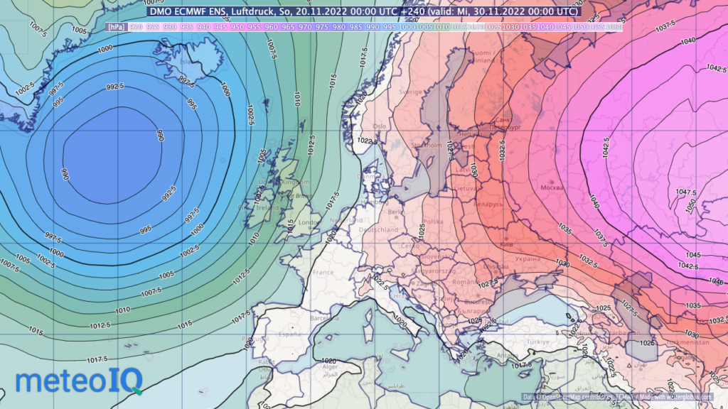 ECMWF ensemble mean forecast of sea-level pressure issued on Nov 20th 2022 00z for Nov 30th 2022 00z